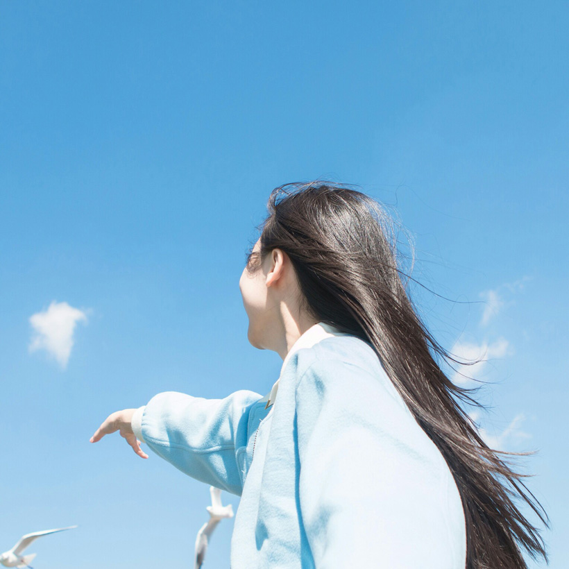 唯美长发女生头像图片