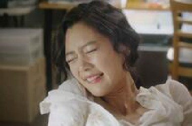 d清纯女误入玩具店，测试了新产品后，从此一发不可收拾《工作女郎》