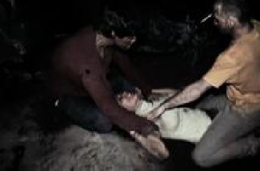 一段生吃hr的录像在暗网被曝光，让所看之人无不大惊失色冷汗直流