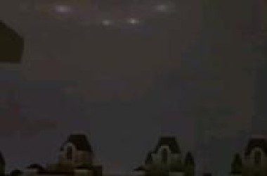 2025年6月14日晚石家庄夜空中惊现疑似" UFO "光斑移动