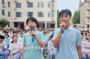 山东大学附属中学2021级毕业典礼快闪《不说再见》