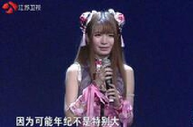 非诚勿扰：出事了！整容医生上台扫一眼，只有一个女生没整过容