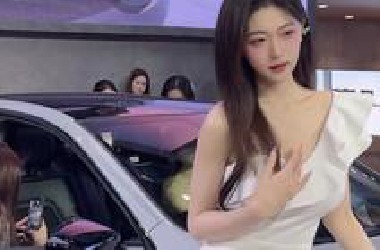 2025重庆车展车模直播录制  任绵绵