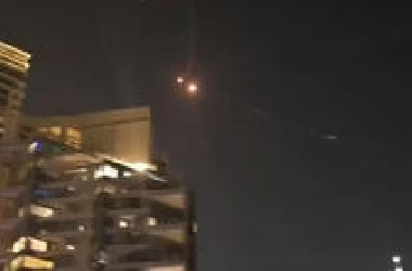 以色列上空的焰火英文版Fireworks Over Israel