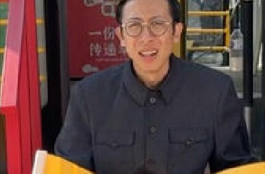 生活十有八九不如意，管他呢