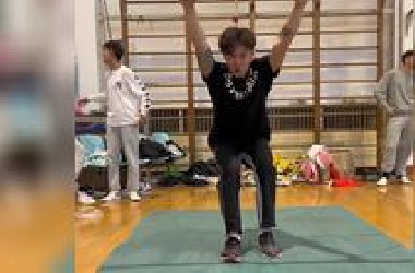 盘点憨憨男生的倒霉瞬间，真是又菜又爱玩，原谅我不厚道的笑了！ #憨憨日常 #又菜又爱玩 #倒霉蛋 #搞笑视频怯纯蕴鹿