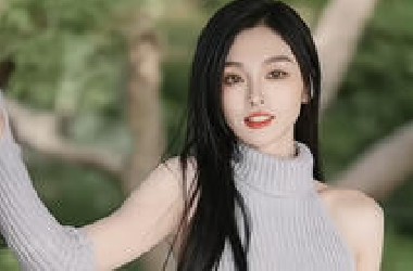 盘点深圳车展比亚迪展台的车模美女，你觉得谁更胜一筹？