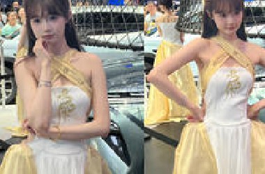 2025上海车展车模近距离欣赏- 抱起小熊就跑（个人认为是现实中见过最美的美女了）