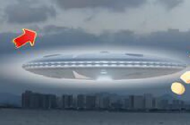 中国福建厦门上空的两个巨型UFO 堪称母舰 珍藏视频