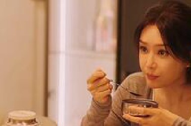 这可是秦岚啊！你小子还看不上了？