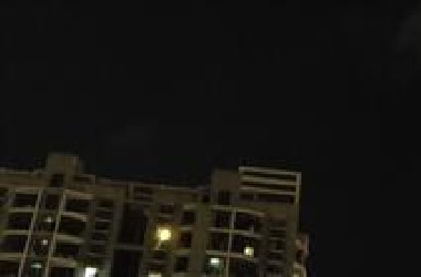 卧槽，在小区楼下拍到外星飞船！真实无P图。
