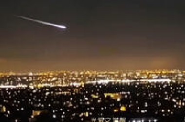 墨西哥陨石坠落被UFO