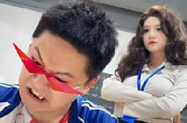 考场上的暖心故事