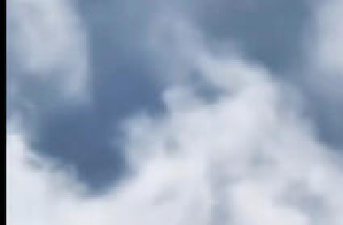 2025年6月11日印度尼西亚北马鲁古省上空拍摄到UFO
