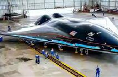 终于 美国公布 2025 年 UFO 飞机 Warthog 震惊世界！