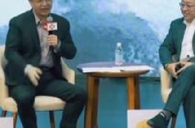 施老趣谈美国六代机，这段访谈太精彩，太搞笑，太幽默，搞得沈逸完全绷不住了