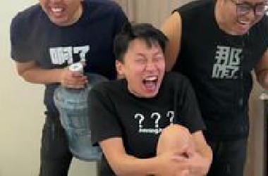 寝室憋笑挑战，网友看后直呼：“怎么有人反应这么慢啊！”