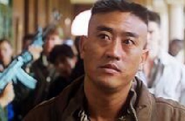 “面子，是靠实力争来的！”，吊车尾在军队惨遭霸凌，被“柯受良”安排魔鬼训练，仅用半年便脱胎换骨成为兵王！
