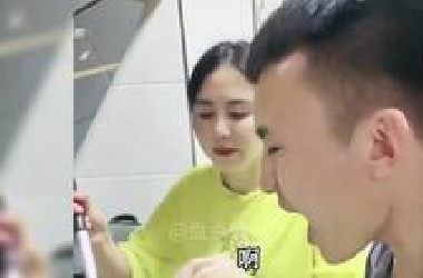 盘点90后夫妻搞笑日常，专治不开心#幽默夫妻 #看一遍笑一遍