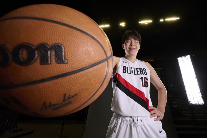 亚洲球员NBA得分谁最强?姚明前3守门 小杨破百里程碑 八村在发力